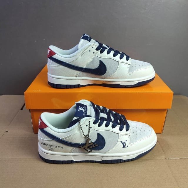 LVN X NK DUNK LOW [WHITE / LIGHT GREY / BLUE / RED] 0609025