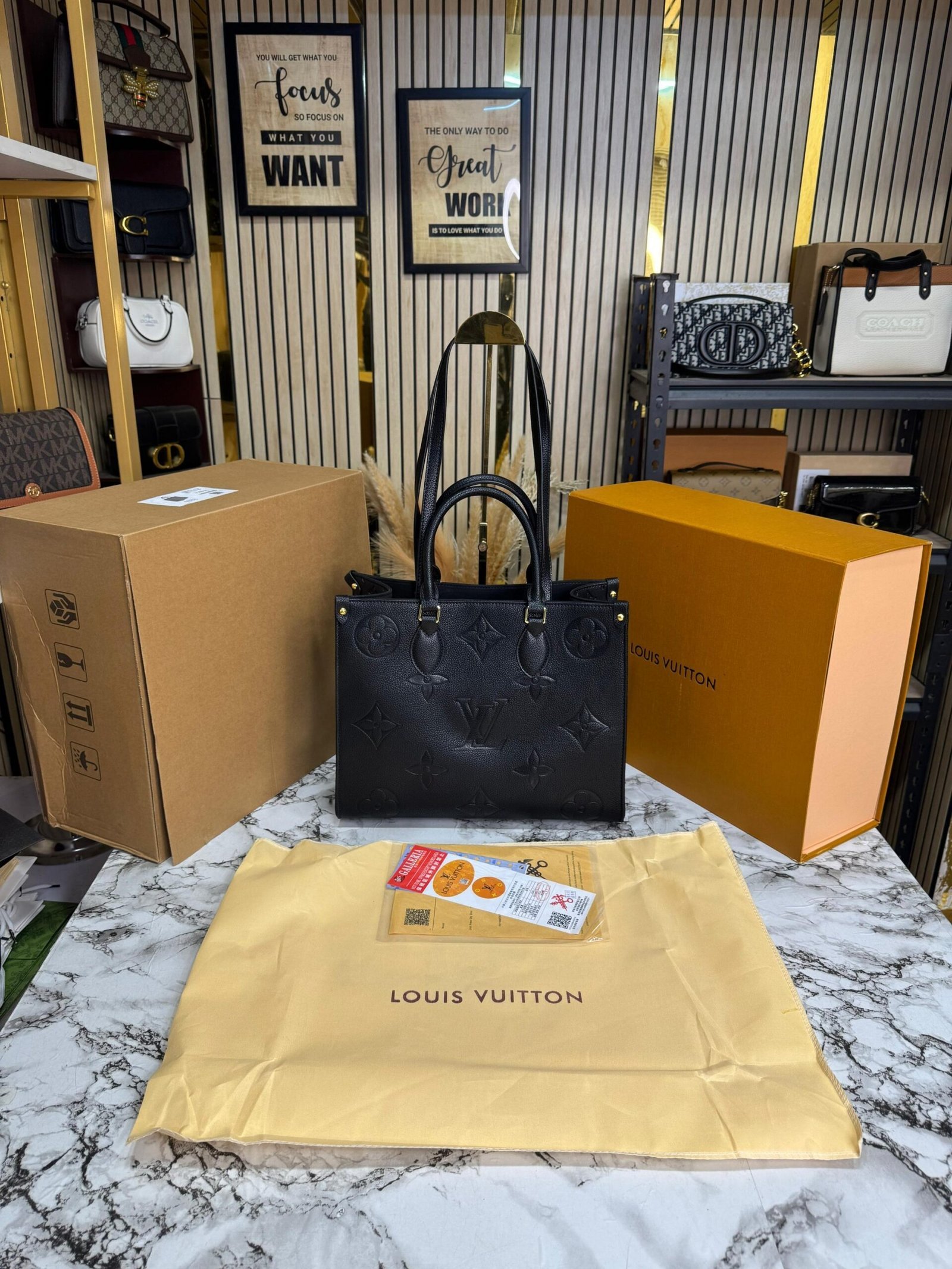 LOUIS VUITTON PREMIUM ONTHEGO WITH OG DOUBLE BOX AND DUST BAG ☑️🤎