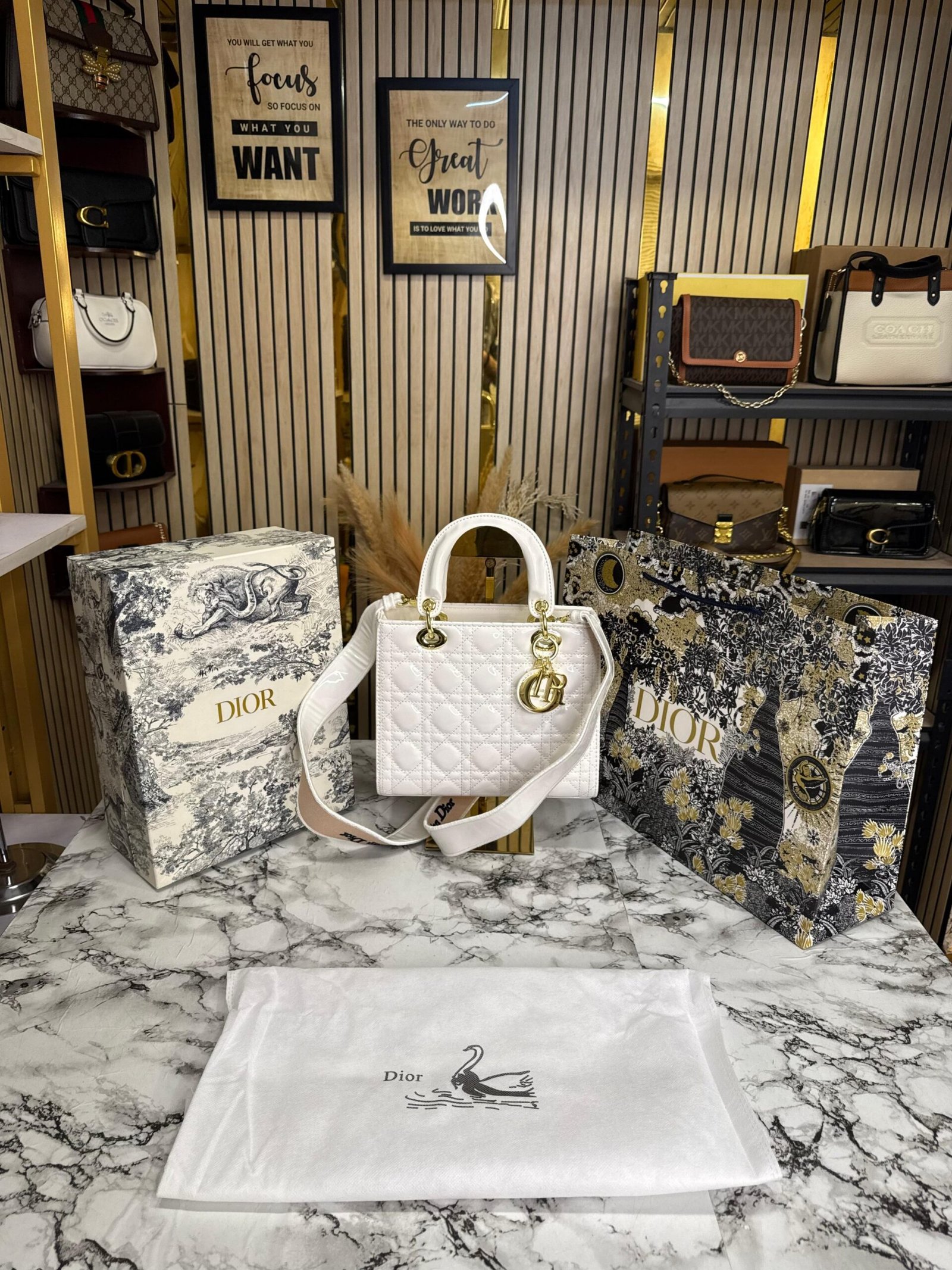 CHRISTIAN DIOR LADY PREMIUM BAG WITH OG BOX AND CARRY BAG