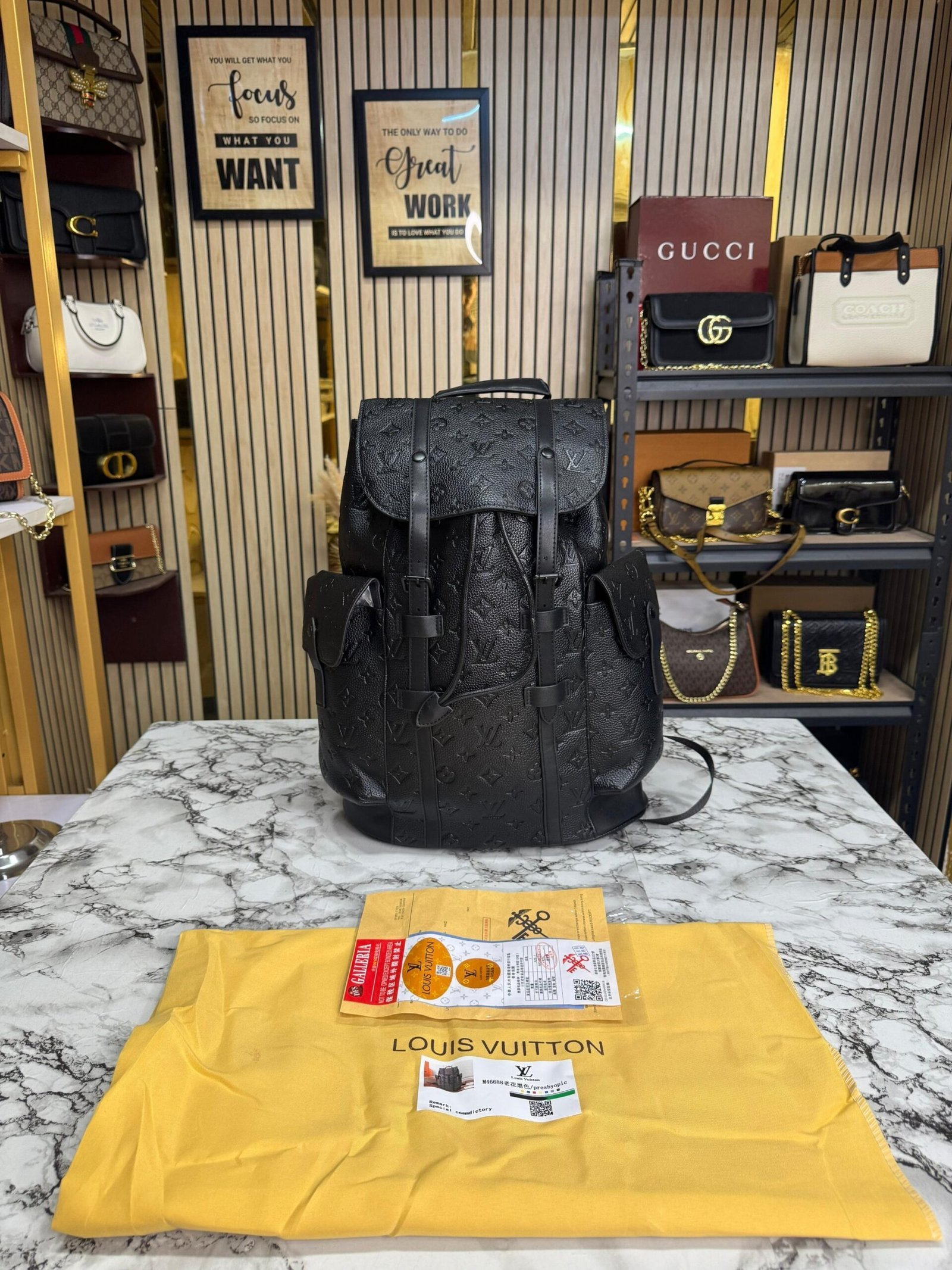 LOUIS VUITTON CHRISTOPHER PREMIUM BAGPACK 🫶🥶