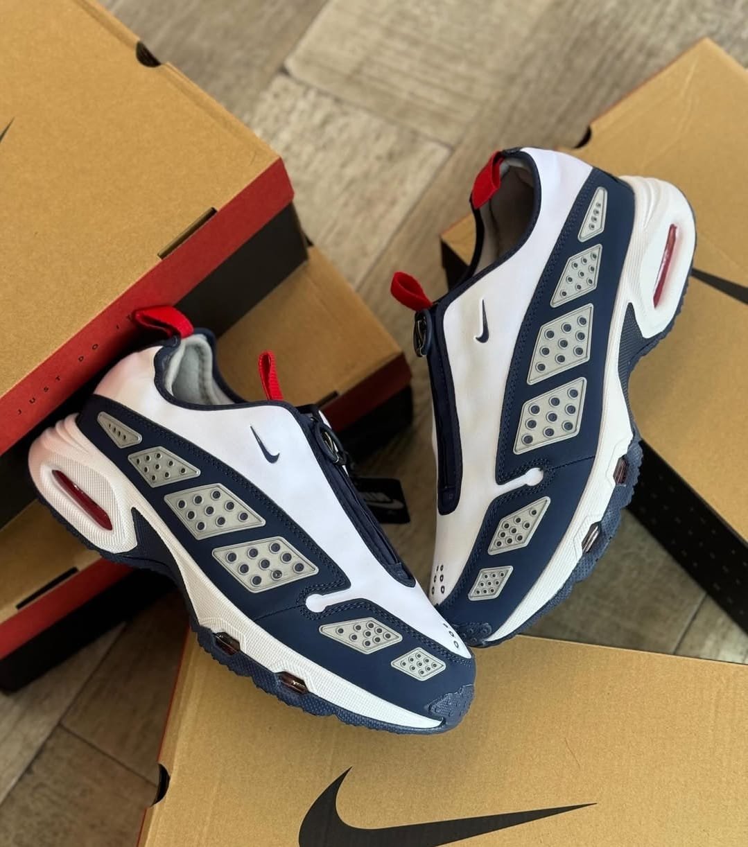 NK AIR MAX SNDR [WHITE / NAVY BLUE / RED] 2807025