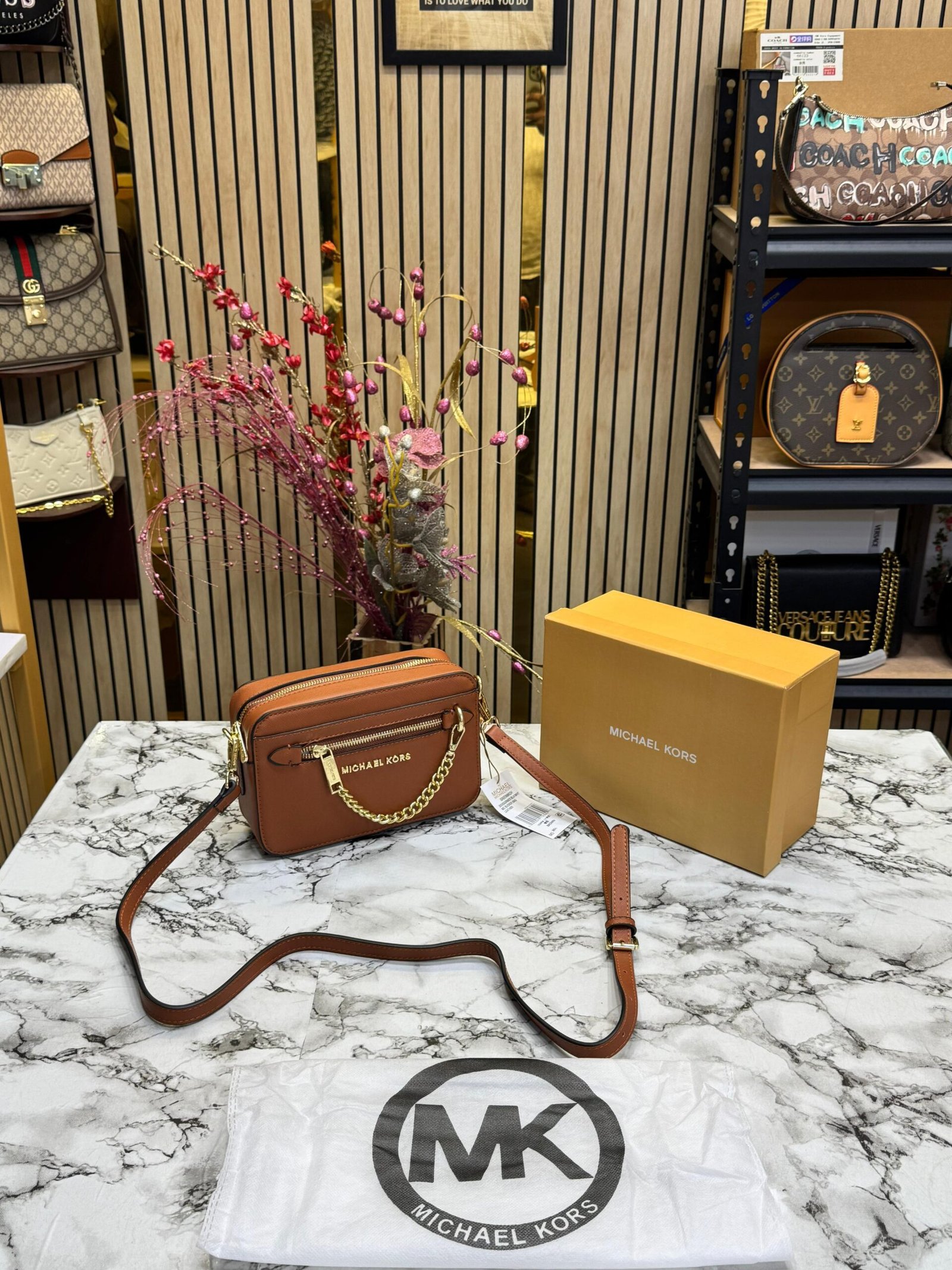 MICHAEL KORS JET SET ( FULL BROWN ) WITH ORIGNAL BOX