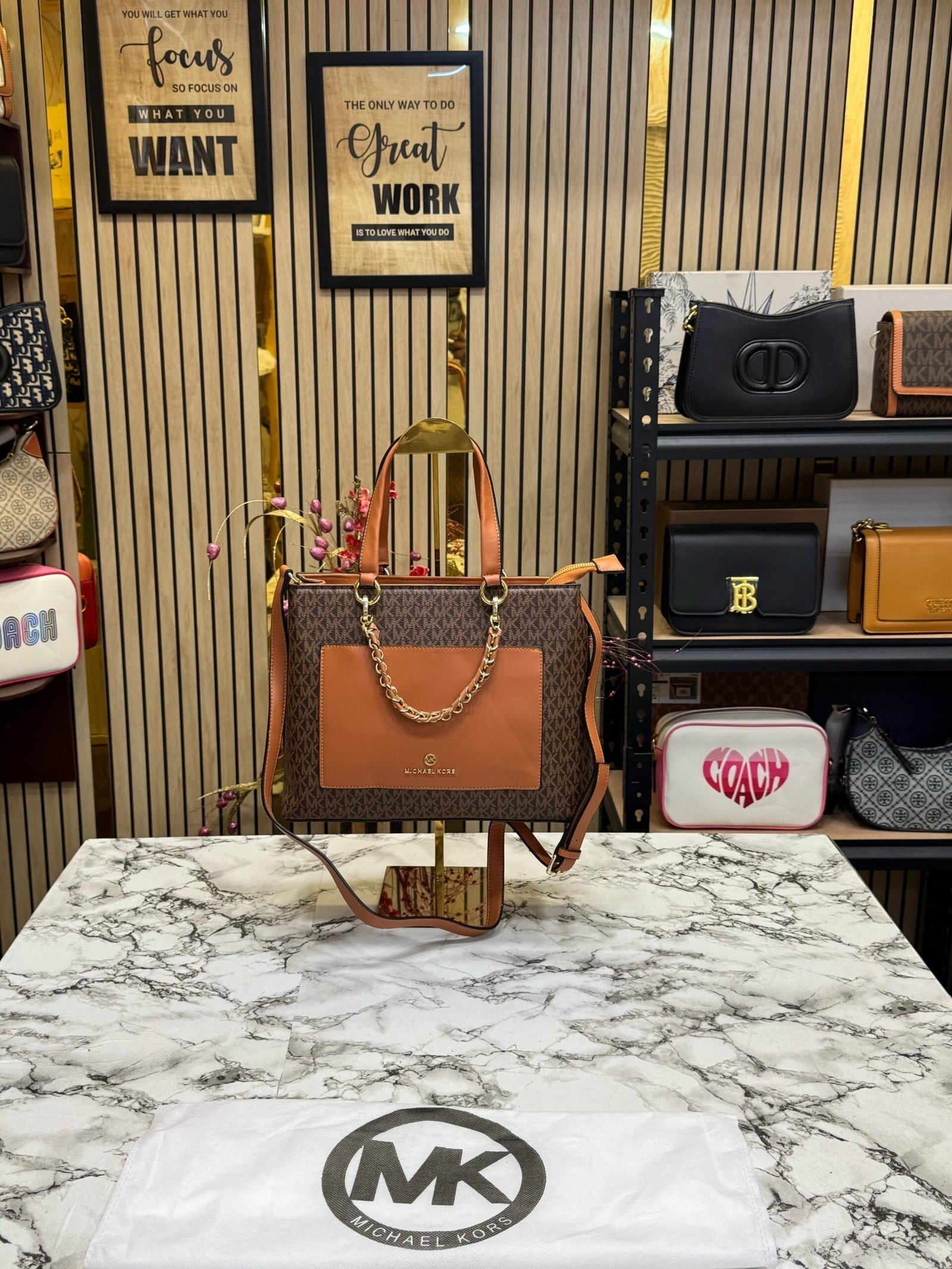 MICHAEL KORS PRORSOM BROWN